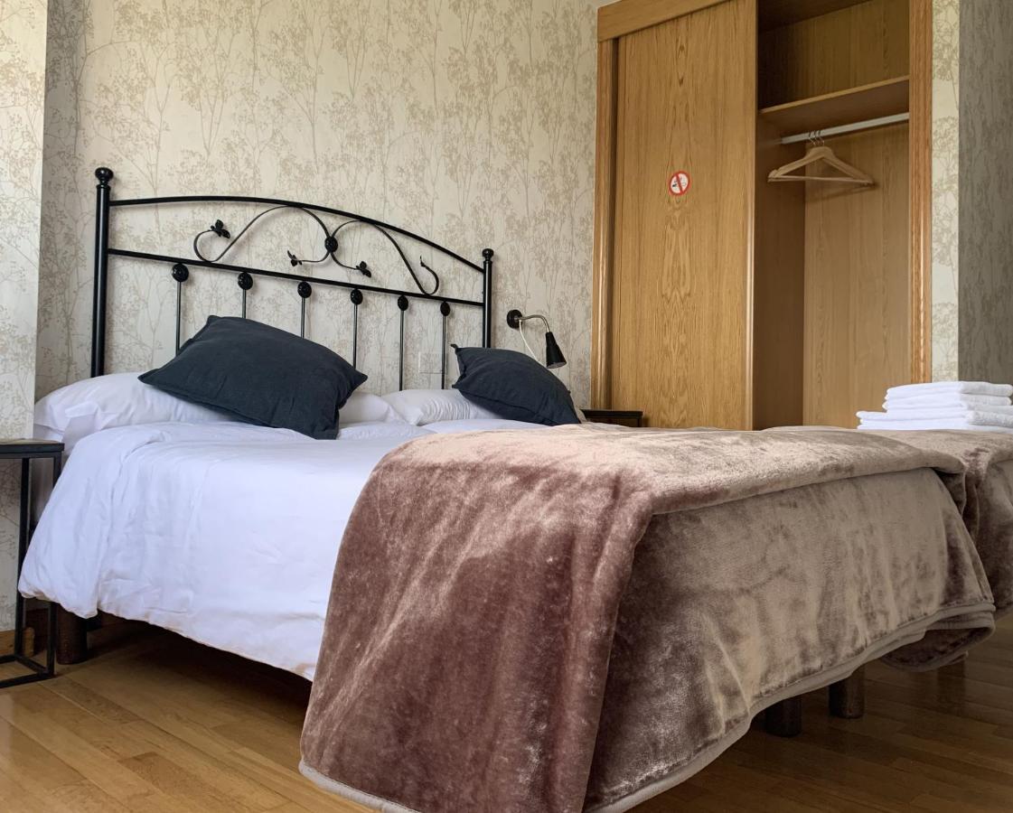 Pension 23-Vinte E Tres O Pedrouzo Exteriér fotografie